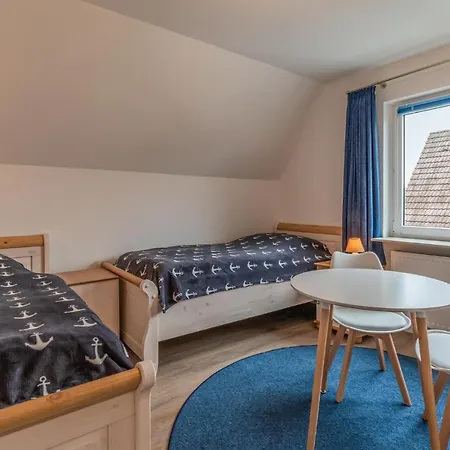 3 Bedroom Stunning In Διαμέρισμα Büsum