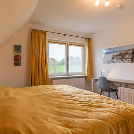 3 Bedroom Stunning In Διαμέρισμα *