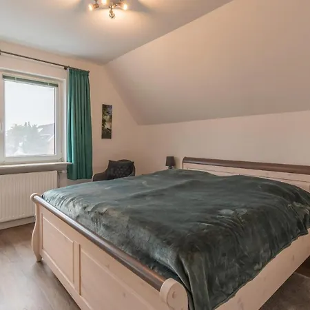 3 Bedroom Stunning In Διαμέρισμα