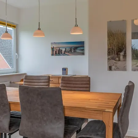 3 Bedroom Stunning In Διαμέρισμα Büsum