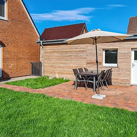 3 Bedroom Stunning In * Büsum